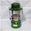 Image 1 : VINTAGE COLEMAN LANTERN MODEL 335