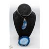 Image 1 : POLISHED CUT GEODE SLAB WITH STAND