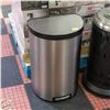 Image 1 : KOHLER SEMI-ROUND STEP CAN STAINLESS STEEL - 45L