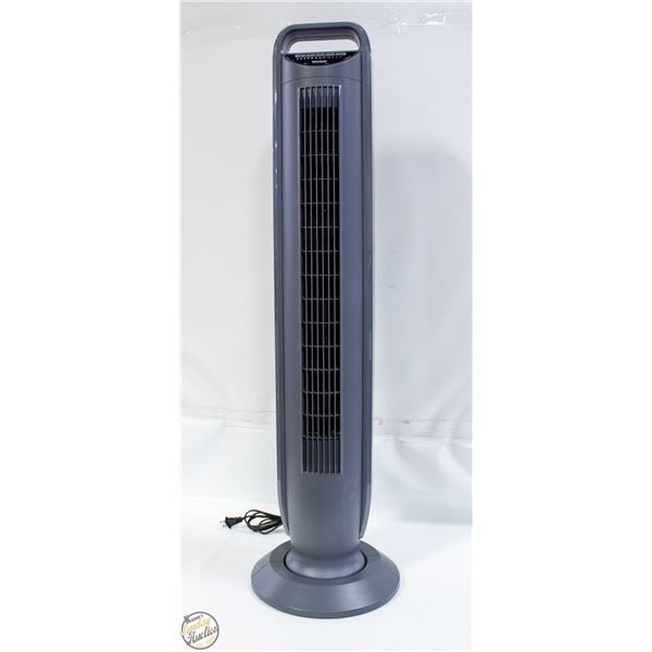 SEVILLE OSCILLATING TOWER FAN WITH REMOTE GREY 40"