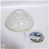 Image 1 : VTG. FROSTED CEILING LIGHT SHADE & HMMB SUN.