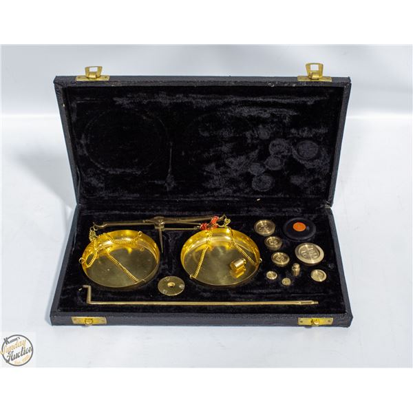 VINTAGE BRASS PORTABLE SCALE IN CASE