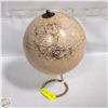 Image 1 : VINTAGE GLOBE H-12"