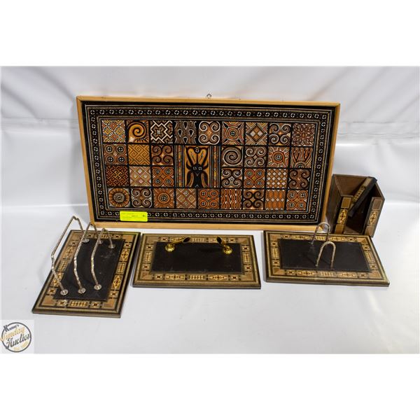 WOODWORKS - TANA TORAJA (SULAWESI)