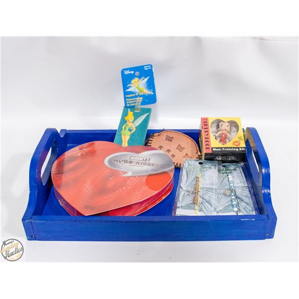 BLUE WOOD TRAY WITH