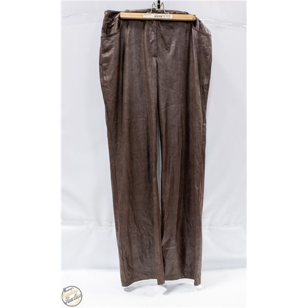 NEW PAIR OF ZOE 100% POLYESTER BROWN DRESS