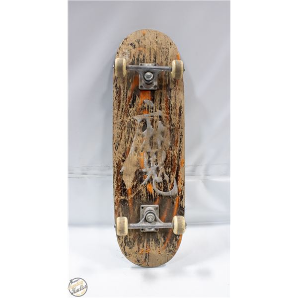 VINTAGE SKATEBOARD ADULT SIZE