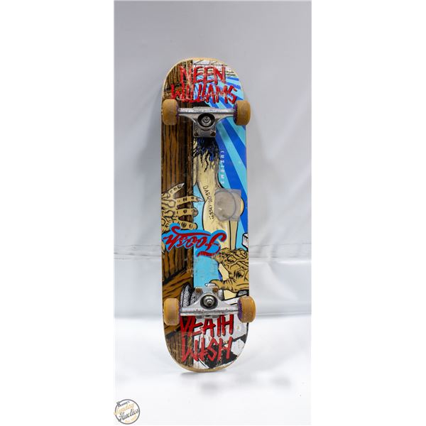 VINTAGE SKATEBOARD ADULT SIZE