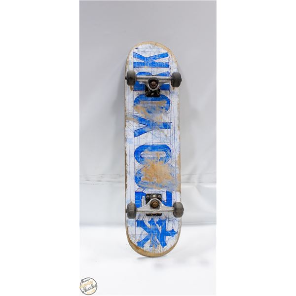 VINTAGE SKATEBOARD ADULT SIZE