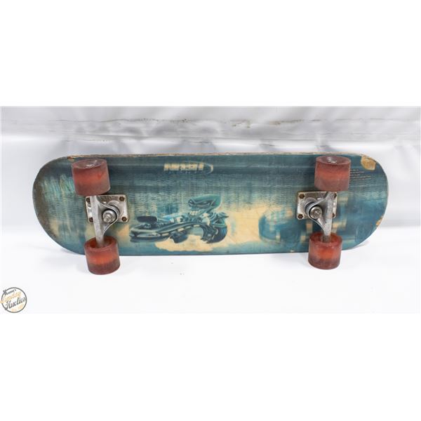 VINTAGE SKATEBOARD ADULT SIZE