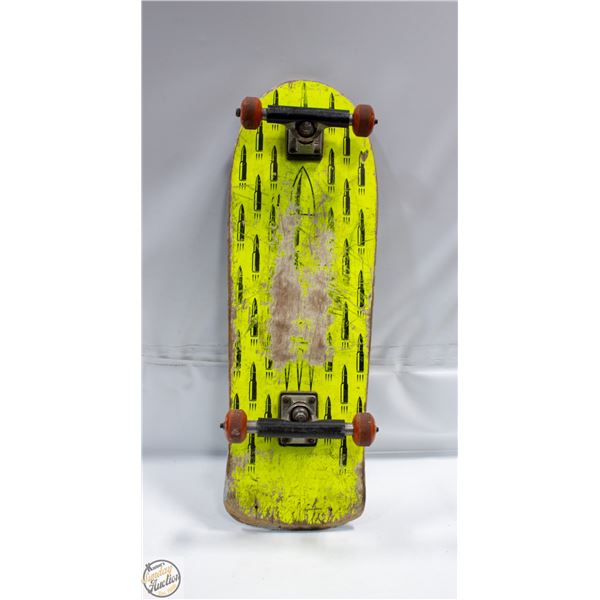 VINTAGE SKATEBOARD ADULT SIZE