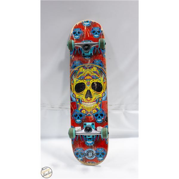 VINTAGE SKATEBOARD ADULT SIZE