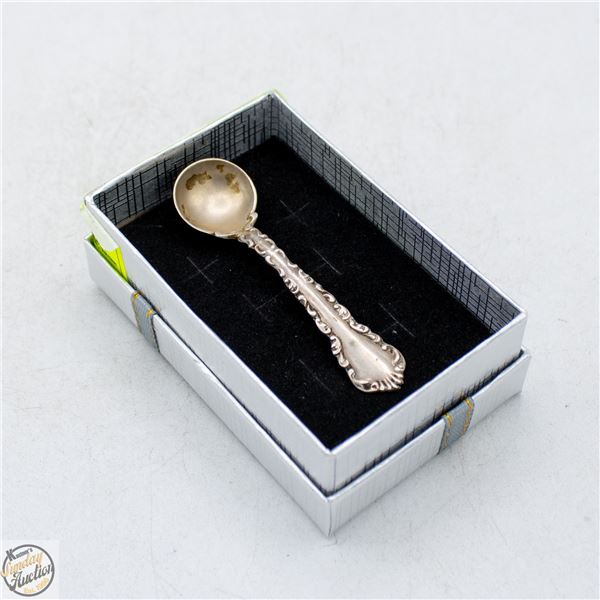 VINTAGE STERLING SILVER ORNATE SPOONS STAMPED