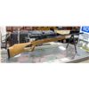 Image 1 : BENJAMIN .22 CALIBER RIFLE WITH 3-9X40 SCOPE