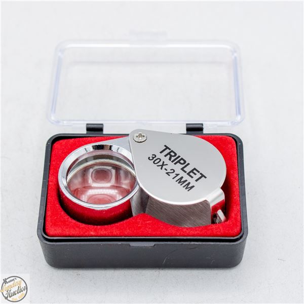 #4676-JEWELLERS LOUPE TRIPLET 30 X 21 MM
