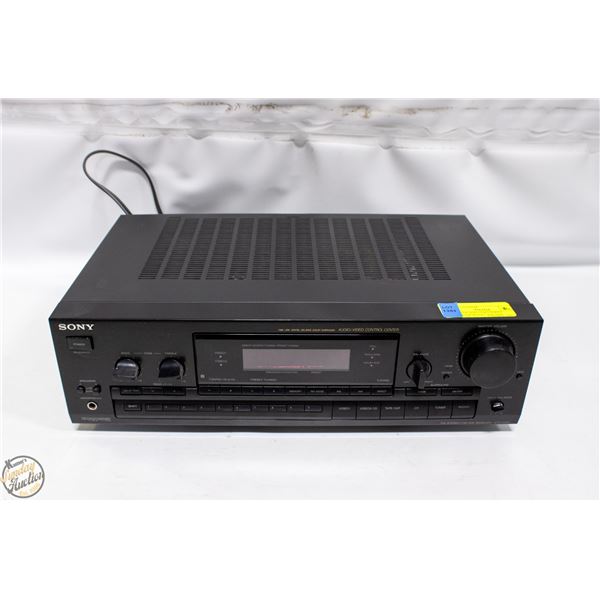 VINTAGE SONY FM STEREO RECEIVER MODEL STR-0590