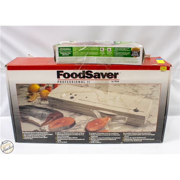 VINTAGE FOOD SAVER WITH BAGS