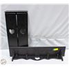 Image 1 : LOT OF WALL SHELVES BLACK WITH HEART