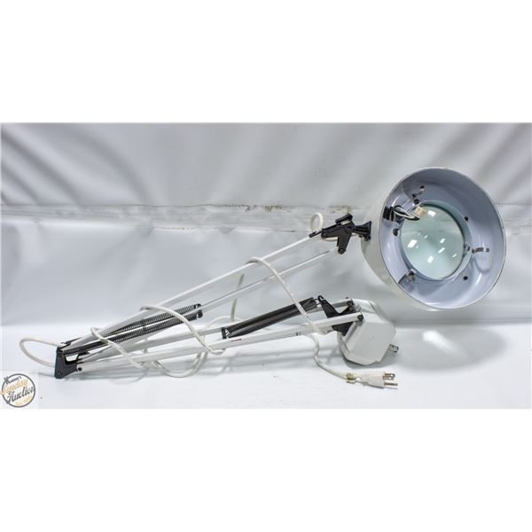 WHITE CLAMP DOWN LAMP - NO BULB