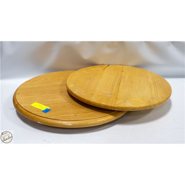 2 CENTER WOOD SPINNING TABLES