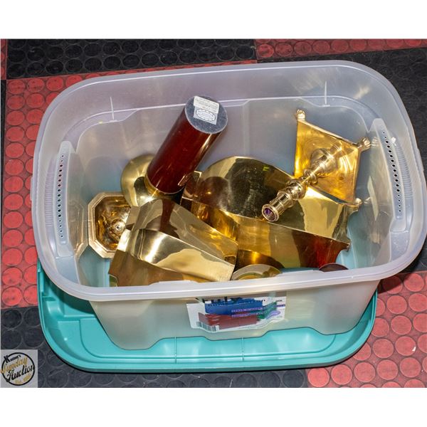 LOT OF BRASS DECOR