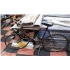 Image 1 : VINTAGE RALEIGH OLYMPUS 10 SPEED 27" ROAD BIKE