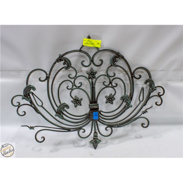 METAL ORNATE DECOR