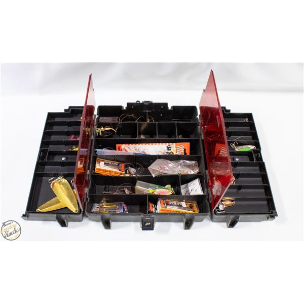 FISHING PLANO PHANTOM LURE BOX WITH ASSORTED