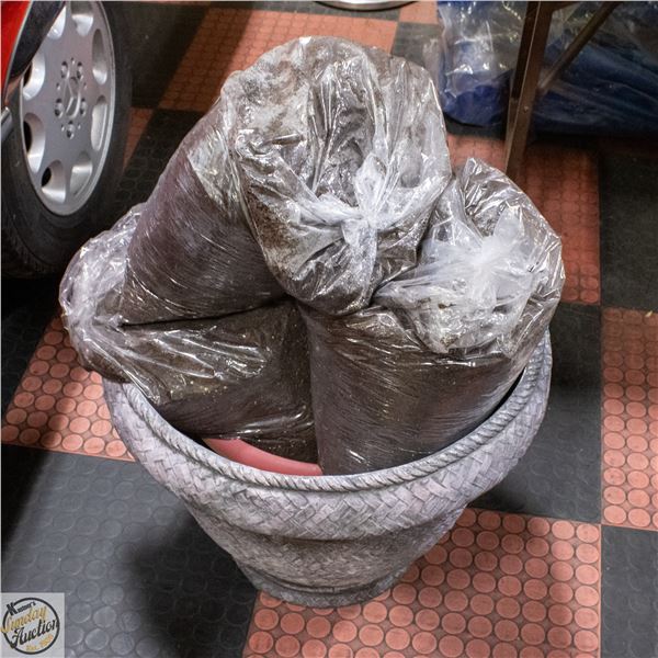 2 PLANTER POTS + 3 BAGS OF SOIL