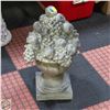 Image 1 : 2FT RESIN FRUIT BOWL GARDEN DECORATION