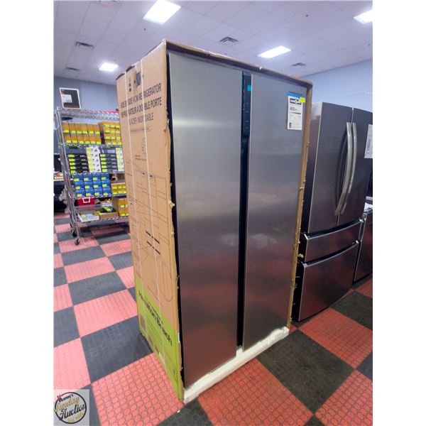 NEW 36" HAMILTON BEACH FRIDGE S/S SIDE BY SIDE
