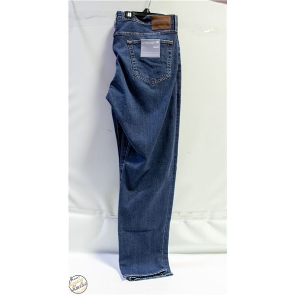 AG VAPOUR WASH MENS 40X34 JEANS NEW WITH TAGS