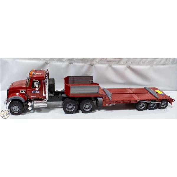 MACK 3 FOOT LONG TRACTOR TRAILER