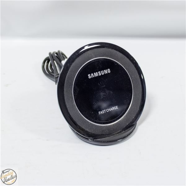 SAMSUNG FAST CHARGER DOCK (TESTED)