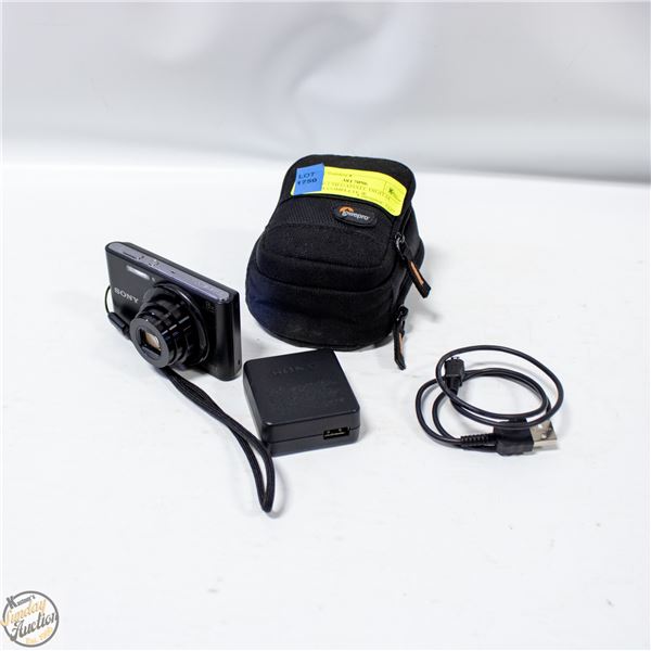 SONY 20.1 MEGAPIXEL DIGITAL CAMERA COMPLETE W