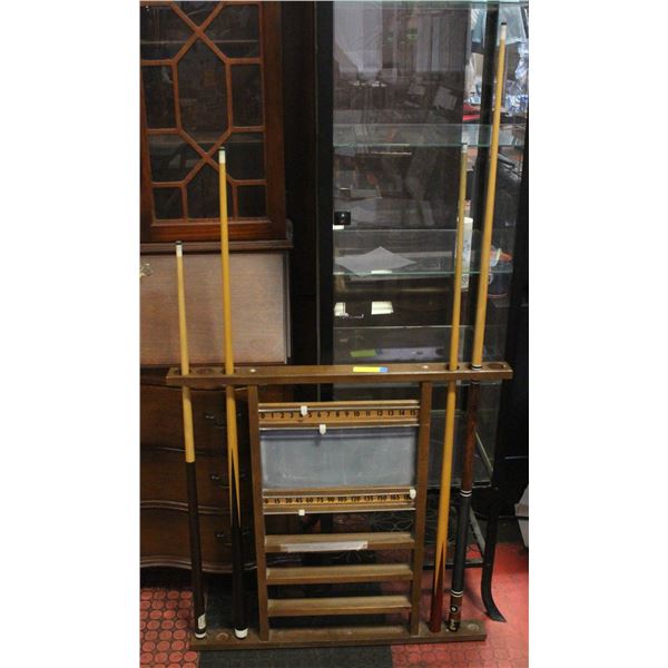 POOL CUE HOLDER SCORE BOARD WITH 4 CUES