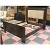Image 1 : QUEEN SIZE WOODEN BEDFRAME