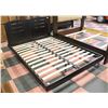 Image 1 : QUEEN SIZE BED FRAME