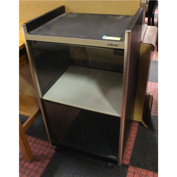 SONY GLASS FRONT AUDIO CABINET 2 GLASS SHELVES
