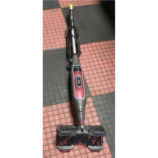 SHARK GENIUS VADROUILLE STEAM POCKET MOP SYSTEM