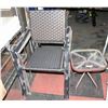 Image 1 : PATIO END TABLE WITH 4 CHAIRS