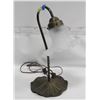 Image 1 : LEAF PATTERN LAMP METAL