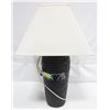 Image 1 : BLACK TABLE LAMP H-25" WITH WHITE SHADE
