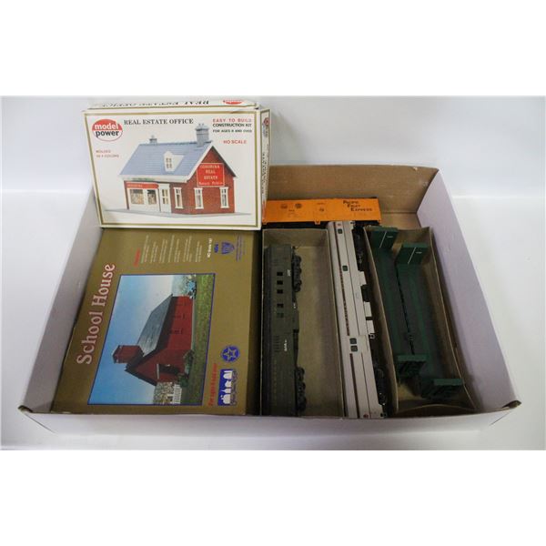 LARGE LOT HO SCALE TRAIN MODEL ASSORTMENT