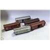 Image 1 : LOT HO SCALE BOX CARS