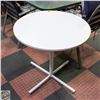 Image 1 : WHITE CIRCLE TOP TABLE 30" TALL X 30" AROUND