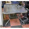 Image 1 : GLASS PATIO TABLE