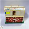 Image 1 : FISHER PRICE FAMILY FARM BARN 1960S