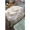 Image 1 : PALLET NATURAL BEESWAX