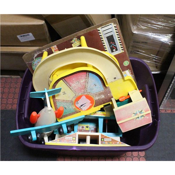 TOTE OF ALL OLD FISHER PRICE